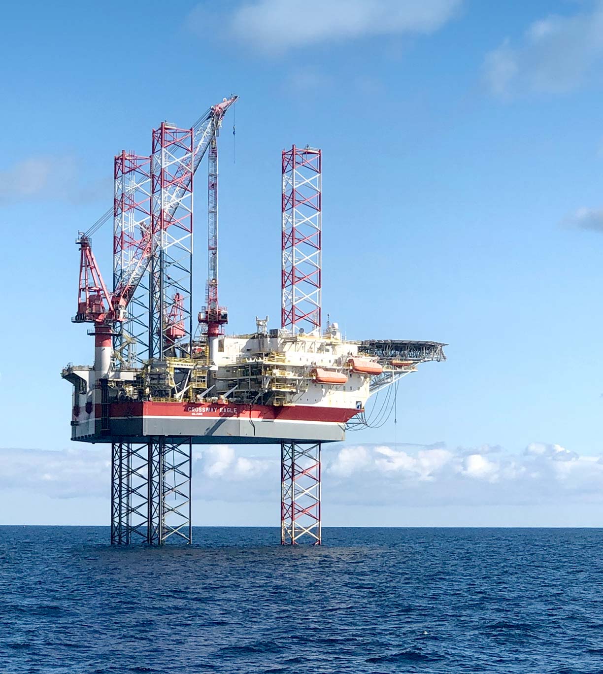 Crossway Eagle rigg at sea